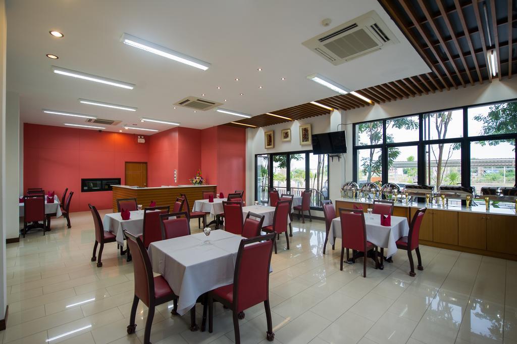 Mamaison Hotel Buriram Luaran gambar