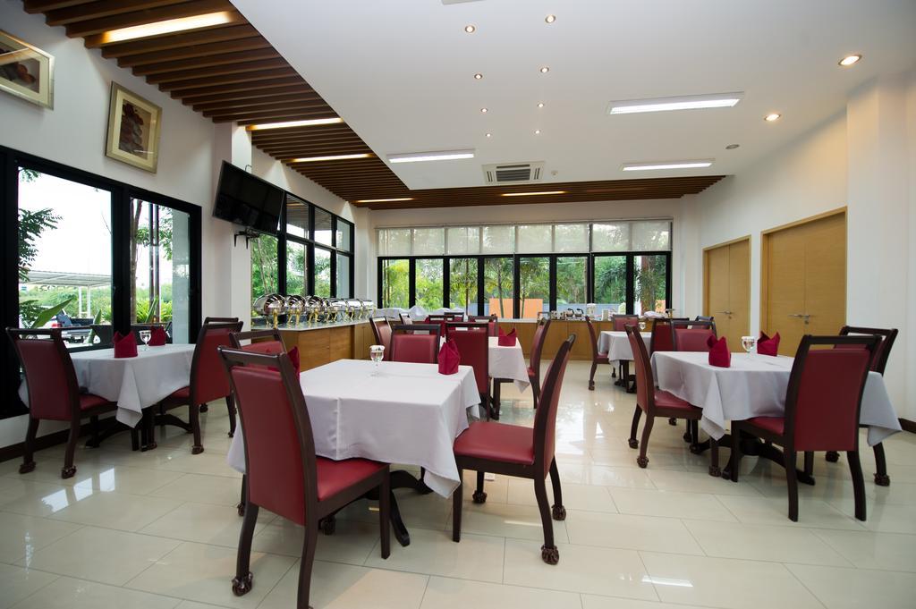 Mamaison Hotel Buriram Luaran gambar